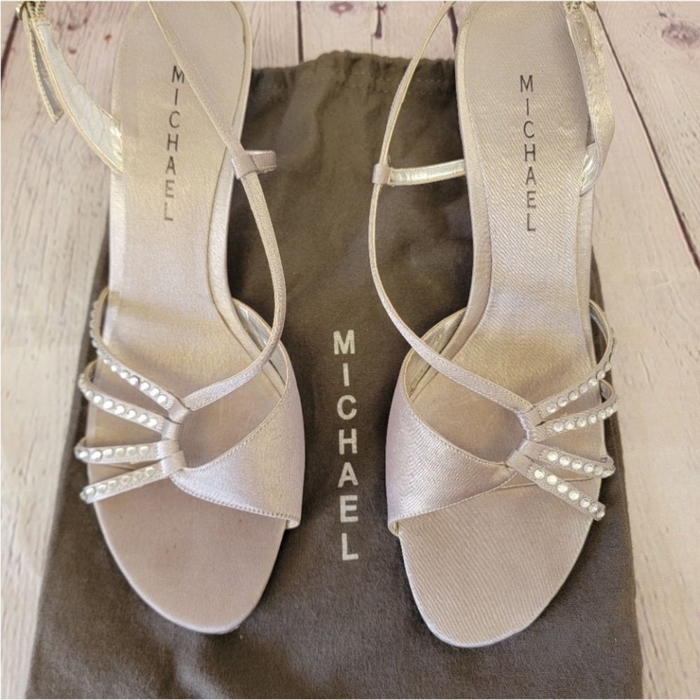 Michael Low Heels